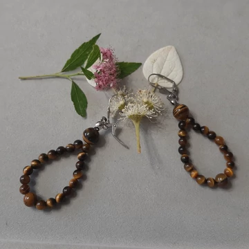 Tigrisszemek valódi ásvány-fülbevaló 8,5 cm