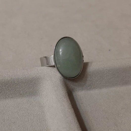 Aventurin ásványgyűrű 13*18 mm, állítható nemesacél alappal