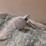 Kép 1/2 - Mandzsettagomb 20 mm fehér achát kabochonnal, nemesacél alappal (1 pár)