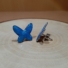 Kép 3/3 - Csillám-kék színű gyantával töltött pillangó nemesacél bedugós fülbevaló